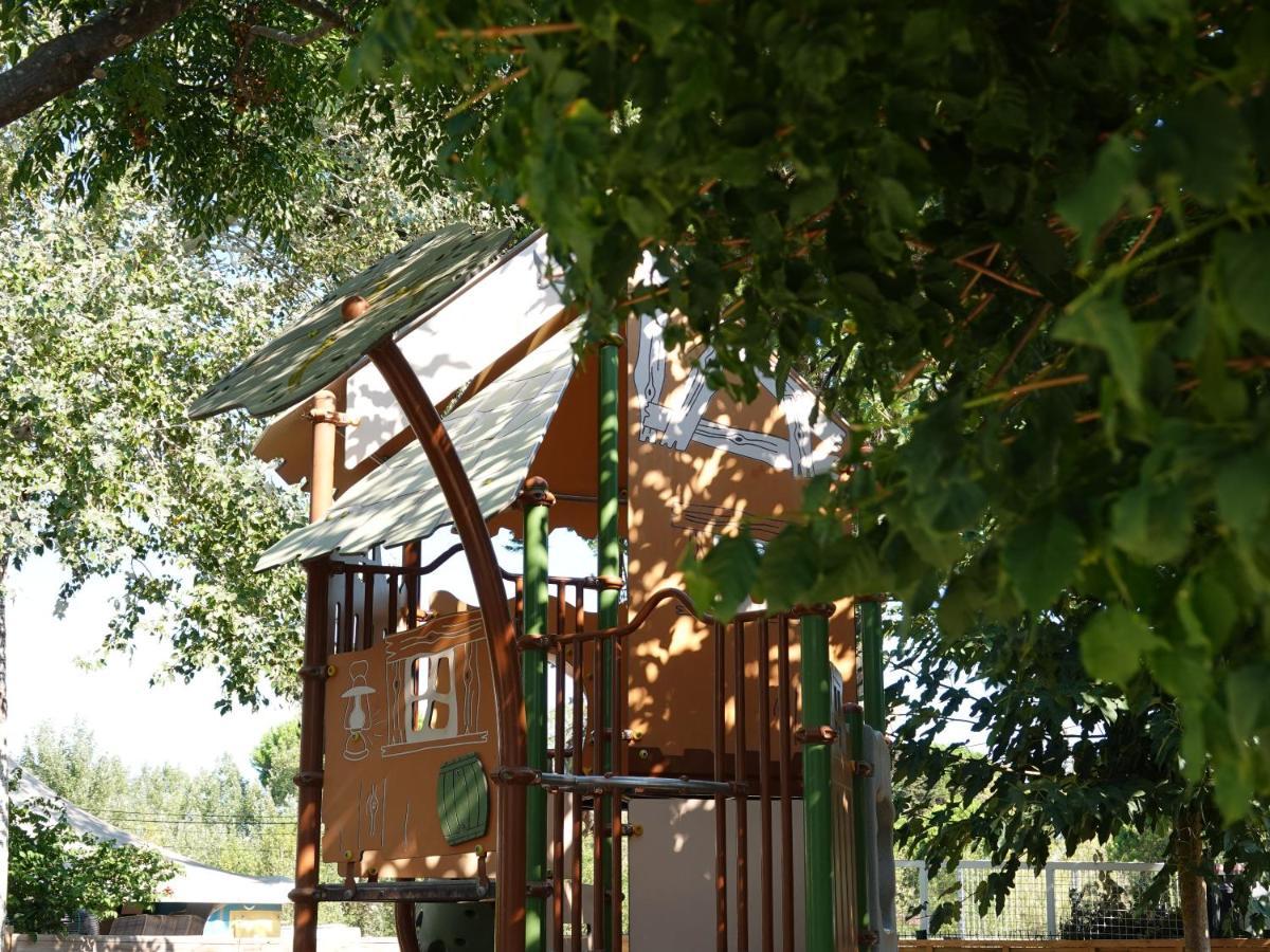 Camping Pleine Mer Hotel Vias Ngoại thất bức ảnh